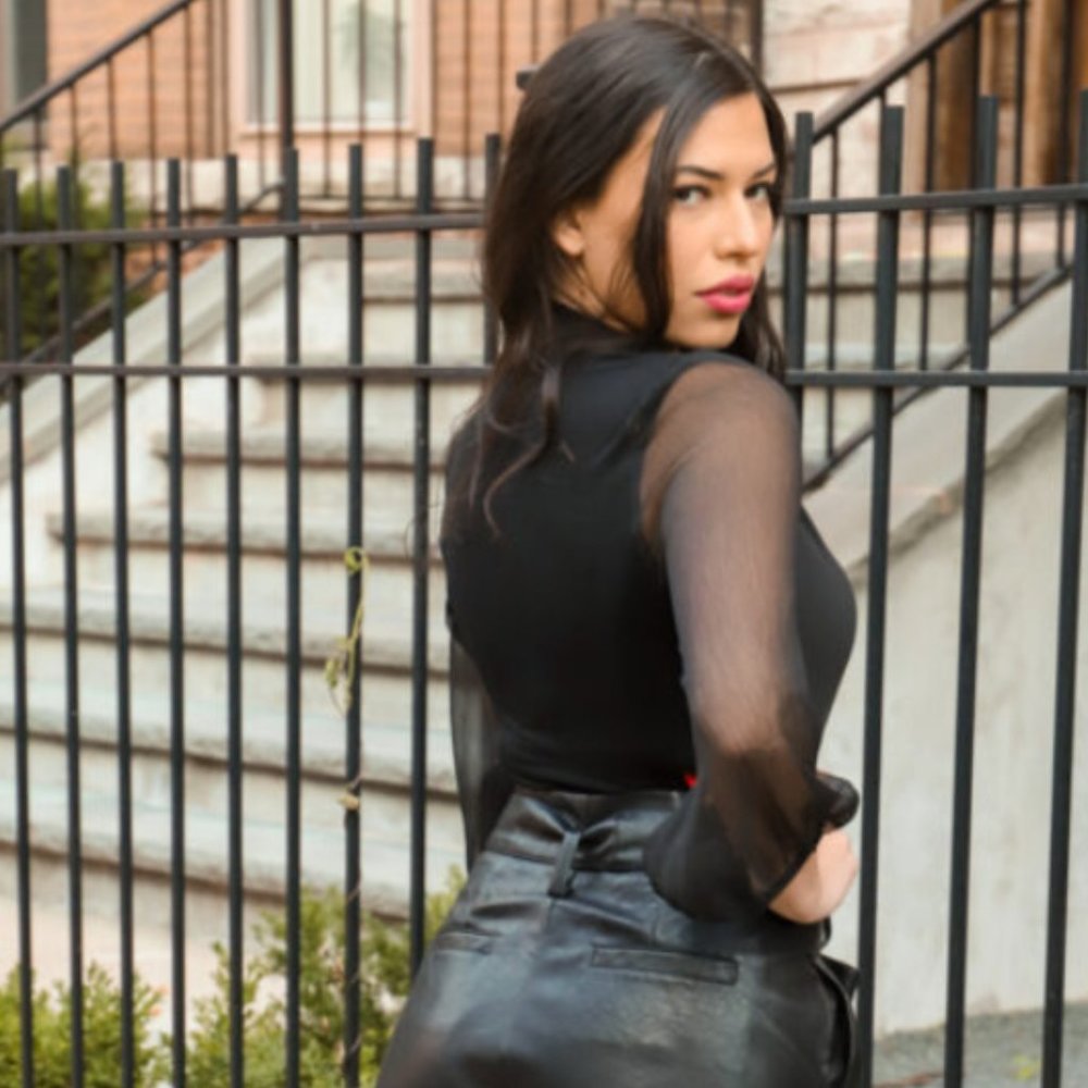 Brand New Sheer 3/4 Sleeve Bodysuit - Picture 9 of 10